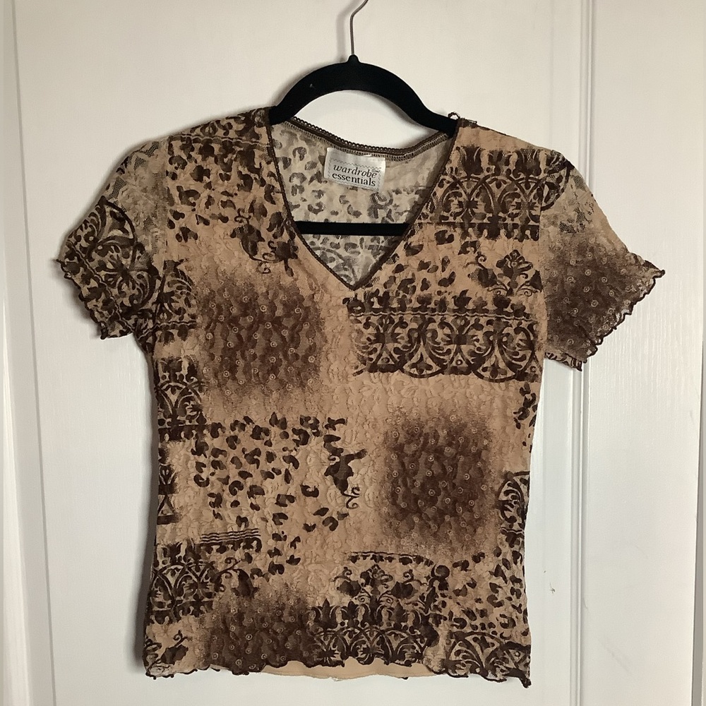 Vintage Y2K Wardrobe Essentials lettuce hem lace top
